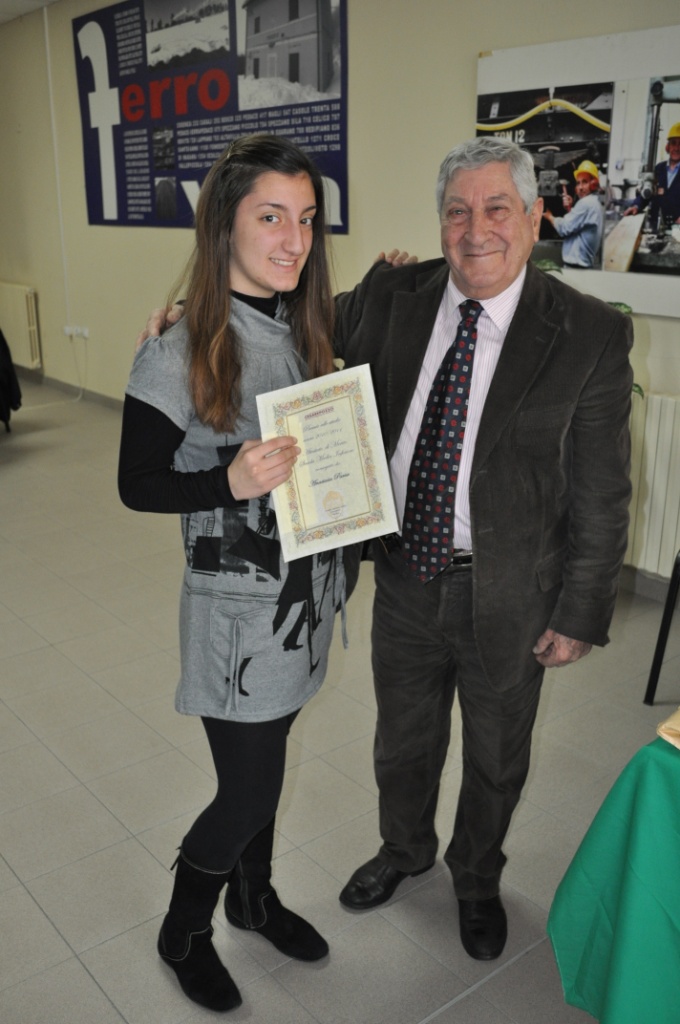 Anastasia Parise premiata da Nino Matera